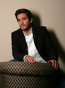 Джейк Джилленхол (Jake Gyllenhaal) Carlo Allegri Photoshoot 2005 (11xHQ) MESKQ1_t