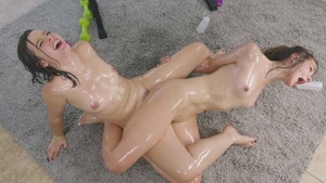 [Image: ME1BHVNH_t.jpg]