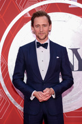 Tom+Hiddleston+74th+Annual+Tony+Awards+Arrivals+HSGgyeOgnq6x.jpg