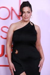 Ashley Graham - Attends the FASHION TRUST U.S. Awards 2024 in Beverly Hills, California 04/09/2024
