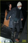 katy-perry-orlando-bloom-dinner-in-new-york-04.jpg