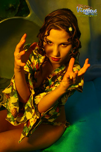 [Image: ME1204C8_t.jpg]