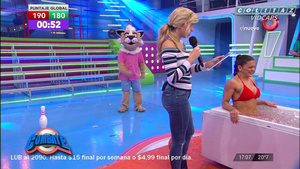 Laurita.Fernandez.Jean.Ajustado.Paula.Gomez.Combate.1080P-Colitaz.37.jpeg