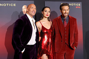 Gal+Gadot+World+Premiere+Netflix+Red+Notice+OHHtwMCmAktx.jpg