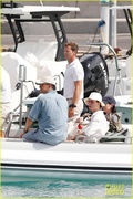 katy-perry-orlando-bloom-boat-ride-friends-in-south-of-france-51.jpg