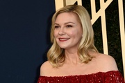 kirsten-dunst-at-28th-annual-screen-actors-guild-awards-in-santa-monica-02-27-2022-0.jpg