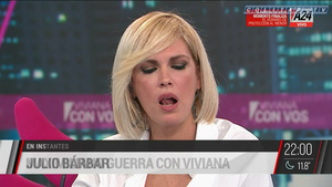 Viviana.Canosa.Camisa.Blanca.Desabotonada.1080P-ColitazTV.76.jpg