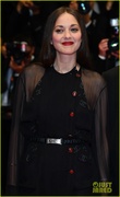 marion-cotillard-wears-shorts-cannes-bro-sis-premiere-15.jpg