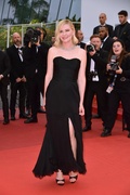 kirsten-dunst-at-killers-of-the-flower-moon-premiere-at-76th-annual-cannes-film-festival-05-20-2023-6.jpg