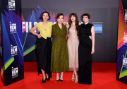 Dakota+Johnson+Lost+Daughter+UK+Premiere+65th+6wNOqAfaLcux.jpg