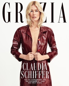Claudia Schiffer - Page 2 MERJQSK_t