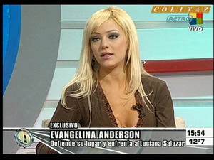 Evangelina.Anderson.Pollerita.Vueltita.Intrusos.2006.SD.HQ.60FPS.No.Audio-Colitaz.113.jpeg