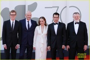 colin-farrell-brendan-gleeson-banshee-premiere-photo-call-venice-28.jpg
