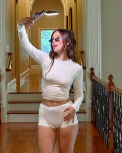 Millie Bobby Brown (11).jpg