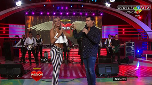 Sol.Perez.Pantalon.Ajustado.Rayado.Pasion.1080P-Colitaz.27.jpeg