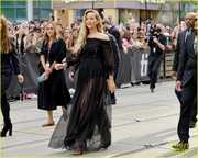 jennifer-lawrence-causeway-tiff-premiere-06.jpg
