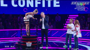Noelia.Marzol.Minuto.Para.Ganar.Vestido.Blanco.Boquita.1080P-Colitaz.22.jpeg