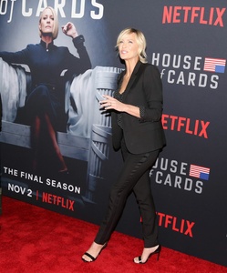 Robin Wright MEVWJ70_t