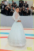 penelope-cruz-princess-glow-at-met-gala-2023-10.jpg