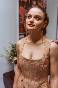 Joey King  - Page 5 ME7RC1Z_t