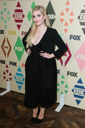 Abigail Breslin MELZUFZ_t