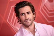 Jake+Gyllenhaal+74th+Annual+Tony+Awards+Arrivals+CxeYcOV_MiYx.jpg