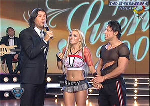 Evangelina.Aderson.Bailando.2008.Pollerita.Remera.Mojada.SD.60FPS-Colitaz.12.jpeg