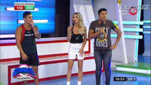 Laurita.Fernandez.Pollerita.Tajo.Descuido.Combate.1080P-Colitaz.58.jpeg