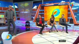 Marina.Calabro.Vueltita.Intrusos.Jeans.Ajustados.1080P-ColitazTV.09.jpeg