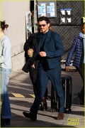 orlando-bloom-jkl-arrival-carnival-row-ending-11.jpg