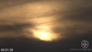 [Image: ME14KMQ3_t.jpg]