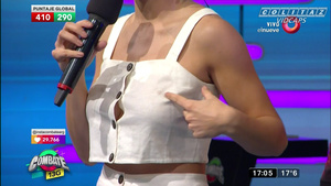 Laurita.Fernandez.Muestra.Salpicaduras.Casi.Oops.Combate.1080P-Colitaz.04.jpeg