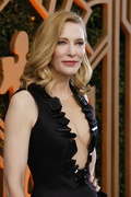 cate-blanchett-fans-lose-it-sag-awards-04.jpg