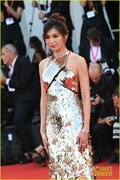 gemma-chan-chris-pine-sydney-chandler-nick-kroll-dwd-venice-premiere-23.jpg