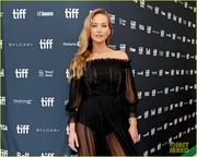 jennifer-lawrence-causeway-tiff-premiere-16.jpg