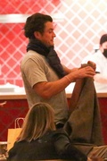katy-perry-orlando-bloom-bday-dinner-friends-61.jpg