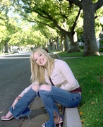 Хилари Дафф (Hilary Duff) Newsweek Photoshoot 2003 (13xHQ) MEWLN2_t