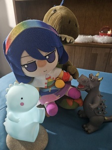T0HiEUB1.jpg