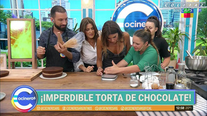Catherine.Fulop.Pechugona.Come.Cachapas.Cocineros.Arg.1080P-Colitaz.07.jpg