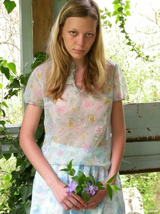 [Image: ME12E3J1_t.jpg]