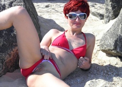 Redhair Wife with Short Hairs