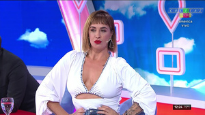Josefina.Pouso.Escotadita.Intrusos.2024.1080P-Colitaz.06.jpeg