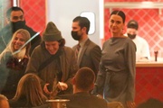 katy-perry-orlando-bloom-bday-dinner-friends-19.jpg