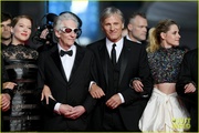 kristen-stewart-crimes-of-the-future-cannes-premiere-27.jpg