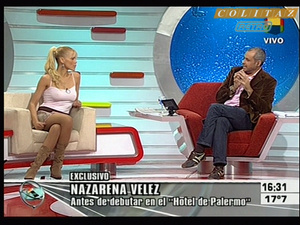 Nazarena.Velez.2x.Vueltitas.Pollerita.y.Marcando.Pezones.Intrusos.SD.HQ.60FPS-Colitaz.07a184.jpeg
