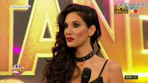 Silvina.Escudero.Cantando.2024.Rock.1080P-Colitaz.164.jpeg