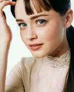 Alexis Bledel MEUB3XK_t