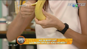 Zaira.Nara.Comiendo.Banana.Morfi.Cafe.1080P.Colitaz.11.jpeg