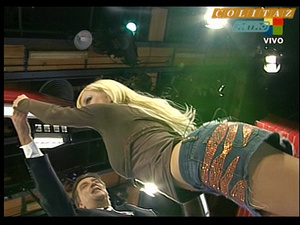 Evangelina.Anderson.Pollerita.Vueltita.Intrusos.2006.SD.HQ.60FPS.No.Audio-Colitaz.23.jpeg