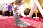 zendaya-oscars-2022-red-carpet-21.jpg